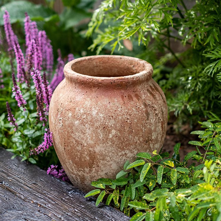 Charming Pots & Planters